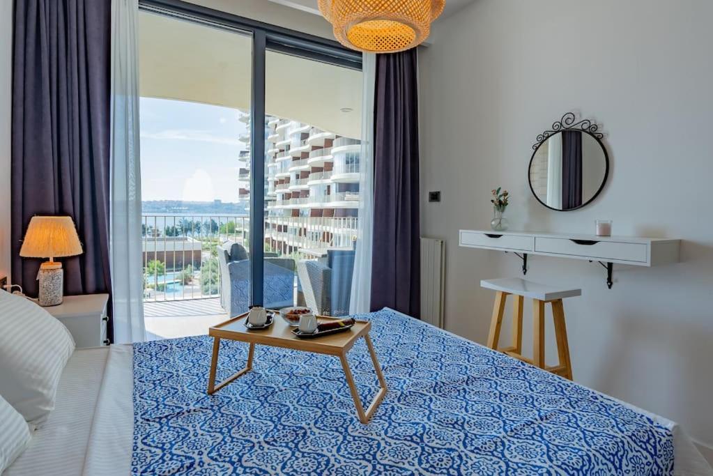 Golden Stones House Sea And Lake View Istanbul Exteriör bild